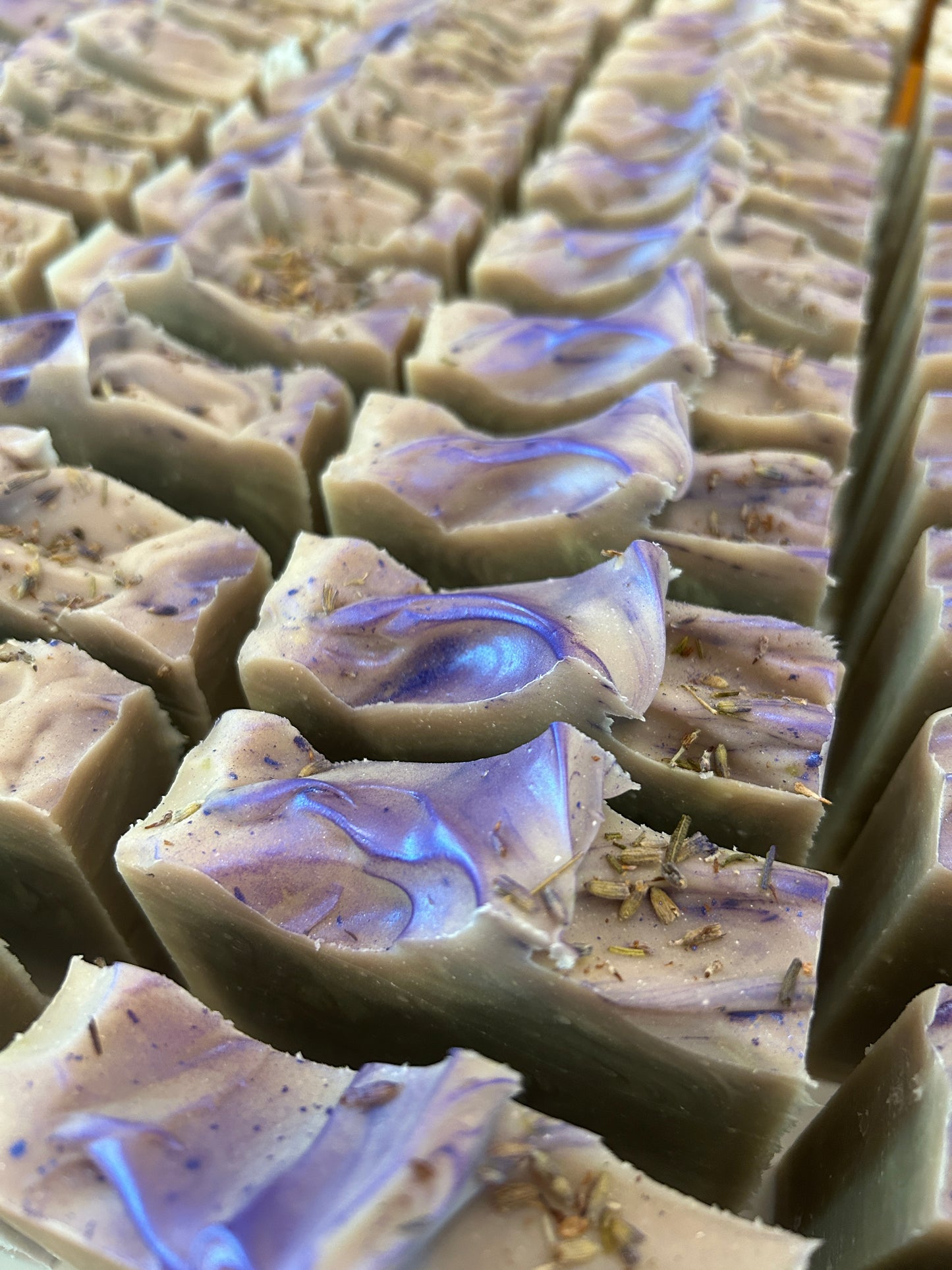 Essence Of Lavender Body Soap 5oz, Floral-Earthy-Balsamic, Grit: Fine