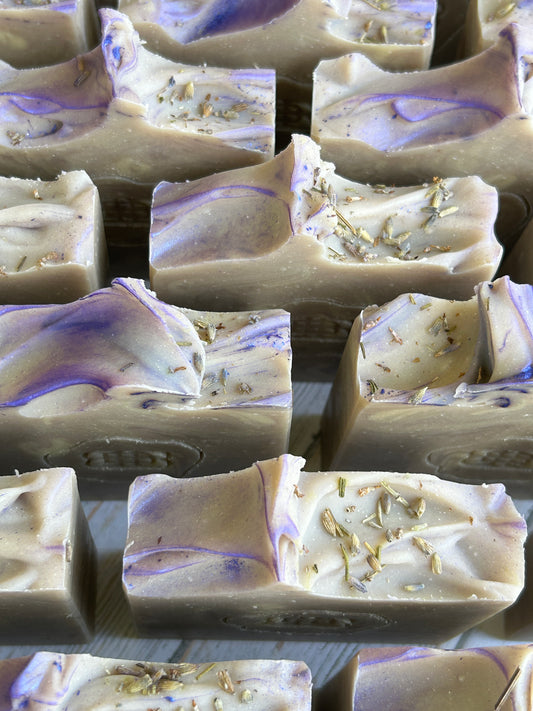 Essence Of Lavender Body Soap 5oz, Floral-Earthy-Balsamic, Grit: Fine