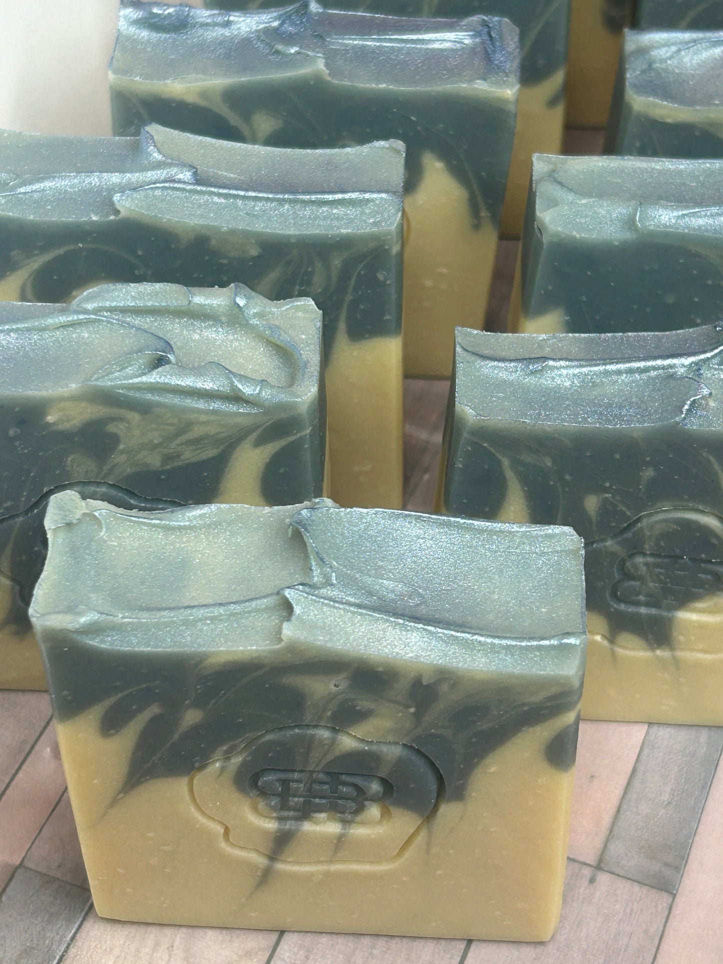 Tropical Wind Body Soap 5oz, Herbaceous Citrus Clean Scent, Grit; Fine