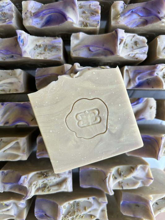 Essence Of Lavender Body Soap 5oz, Floral-Earthy-Balsamic, Grit: Fine