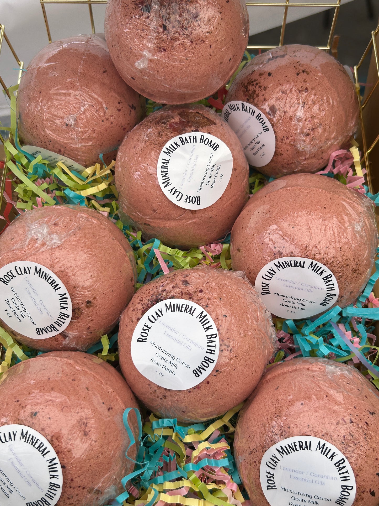 Goat's Milk , Mineral Rich Clay, Epsom Salt, Cocoa Butter Bath Bombs