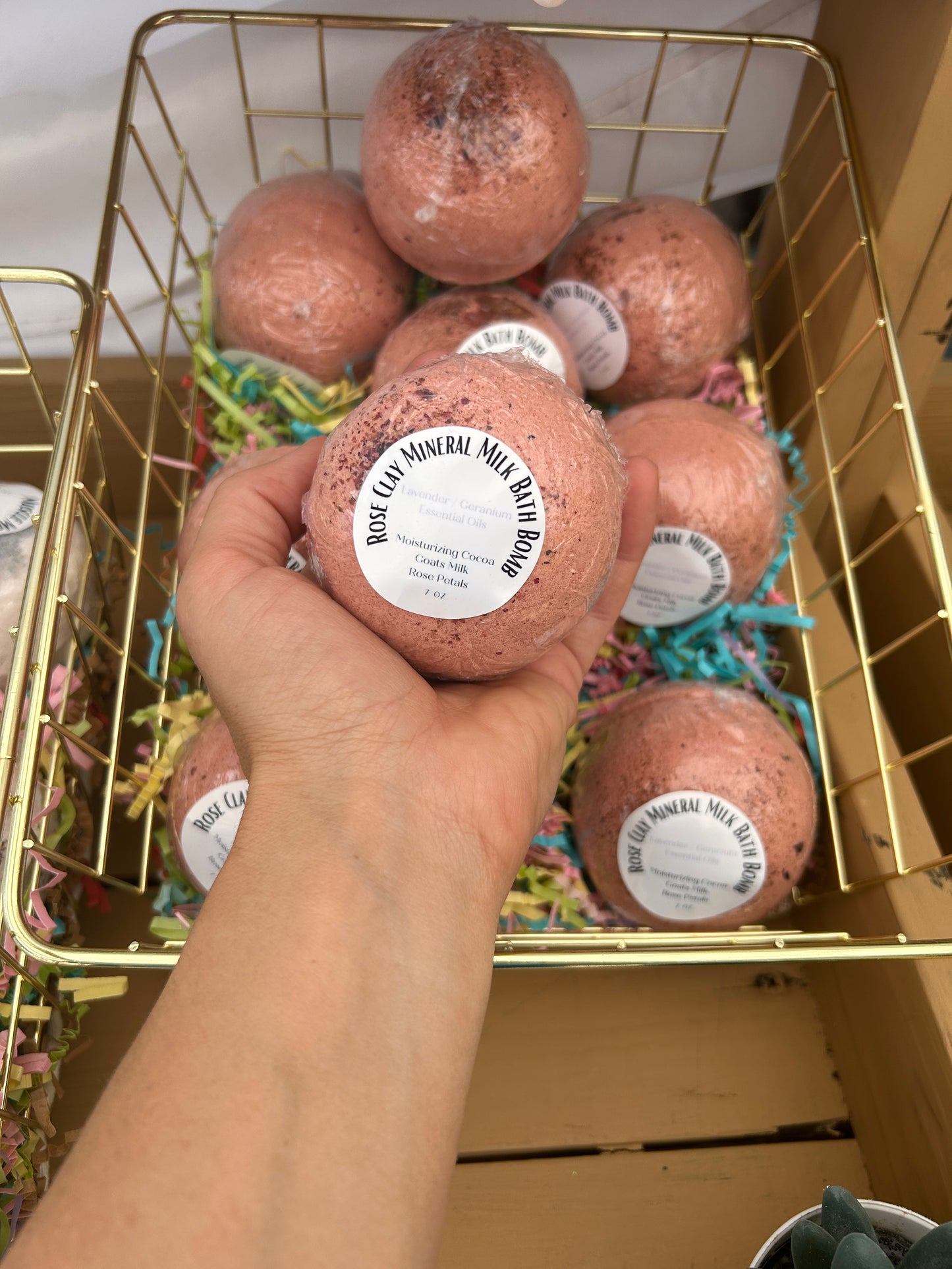 Goat's Milk , Mineral Rich Clay, Epsom Salt, Cocoa Butter Bath Bombs
