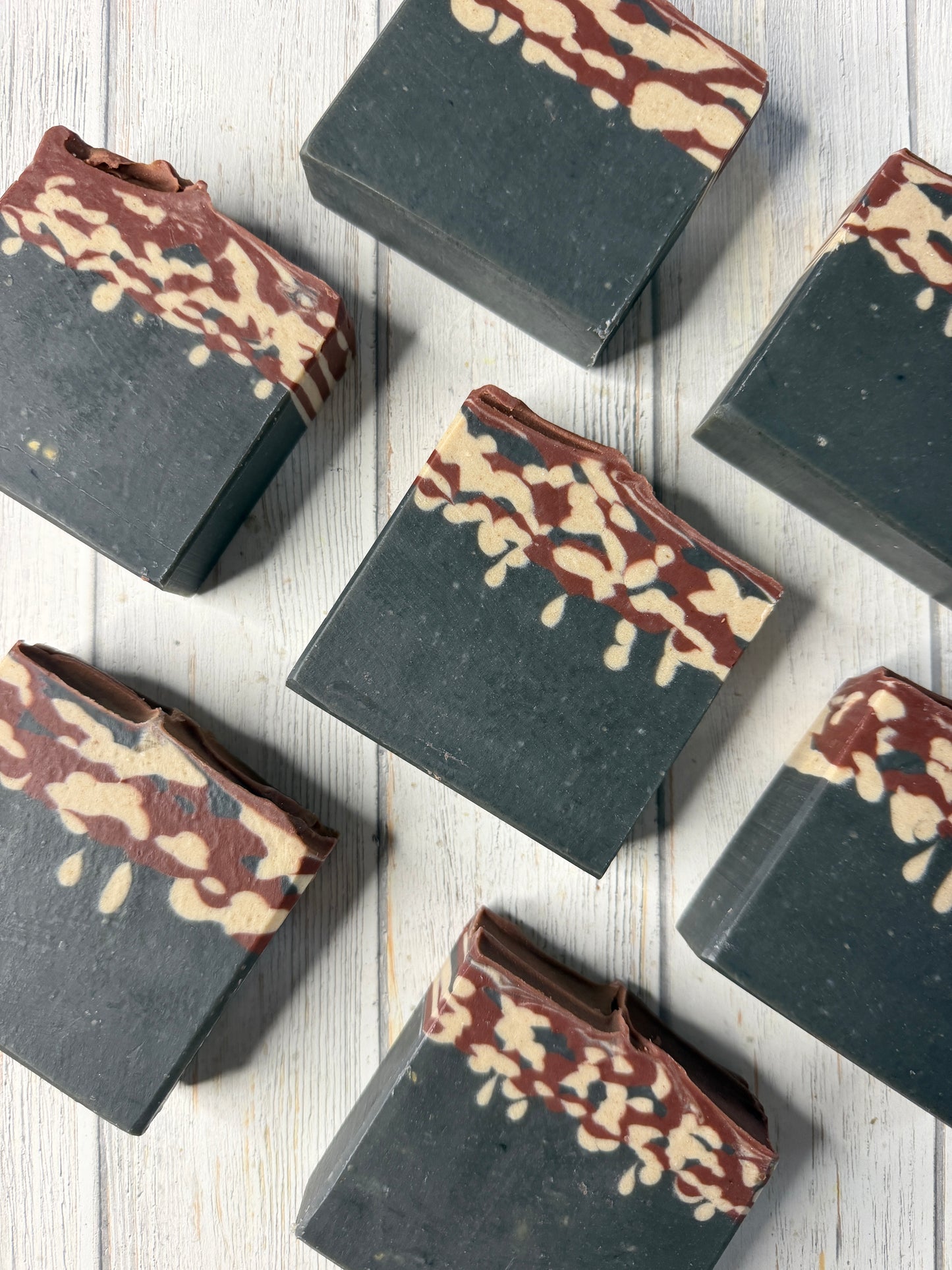 Midnight Amber Goat Soap 5oz F/O, Sandalwood & Fruity Floral, Grit: Fine