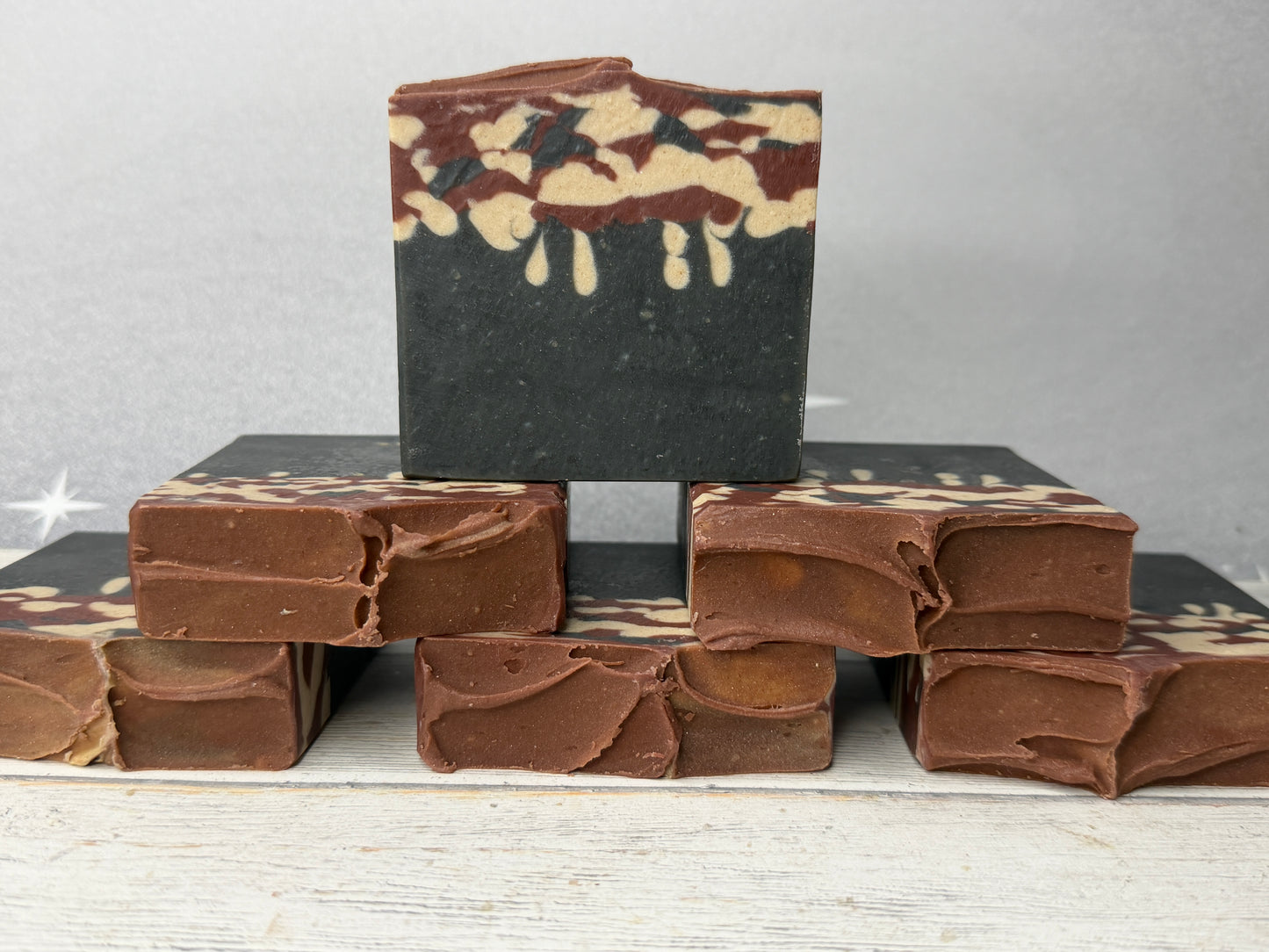 Midnight Amber Goat Soap 5oz F/O, Sandalwood & Fruity Floral, Grit: Fine