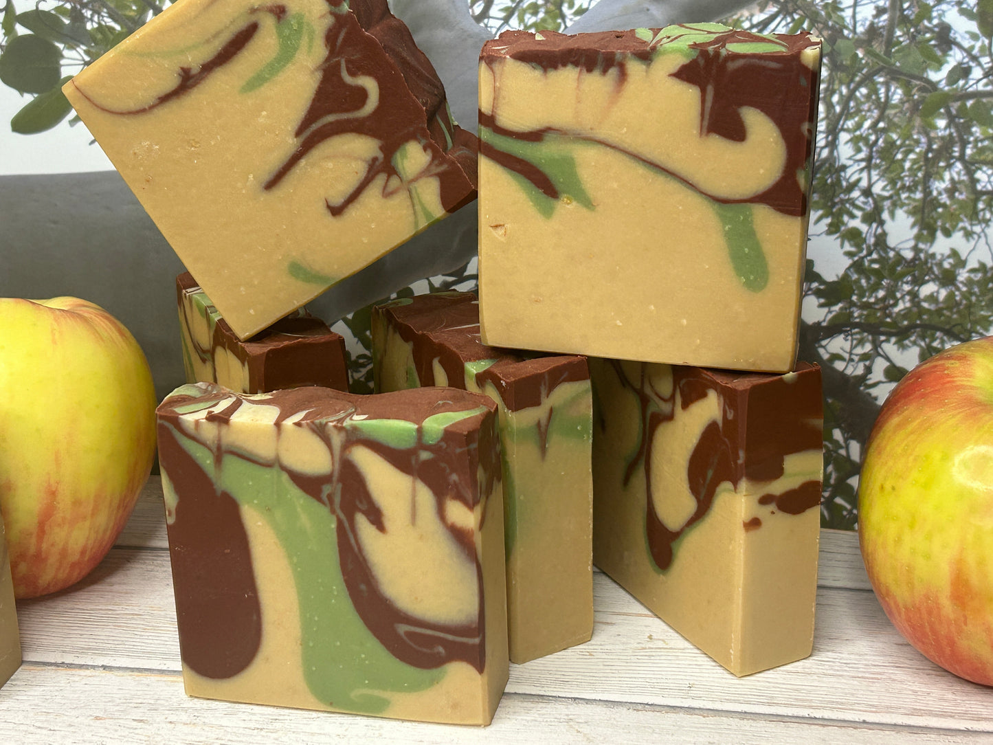 Fresh Apple Cider Body Soap 5oz, Sweet Citrus Spice, Grit: Fine